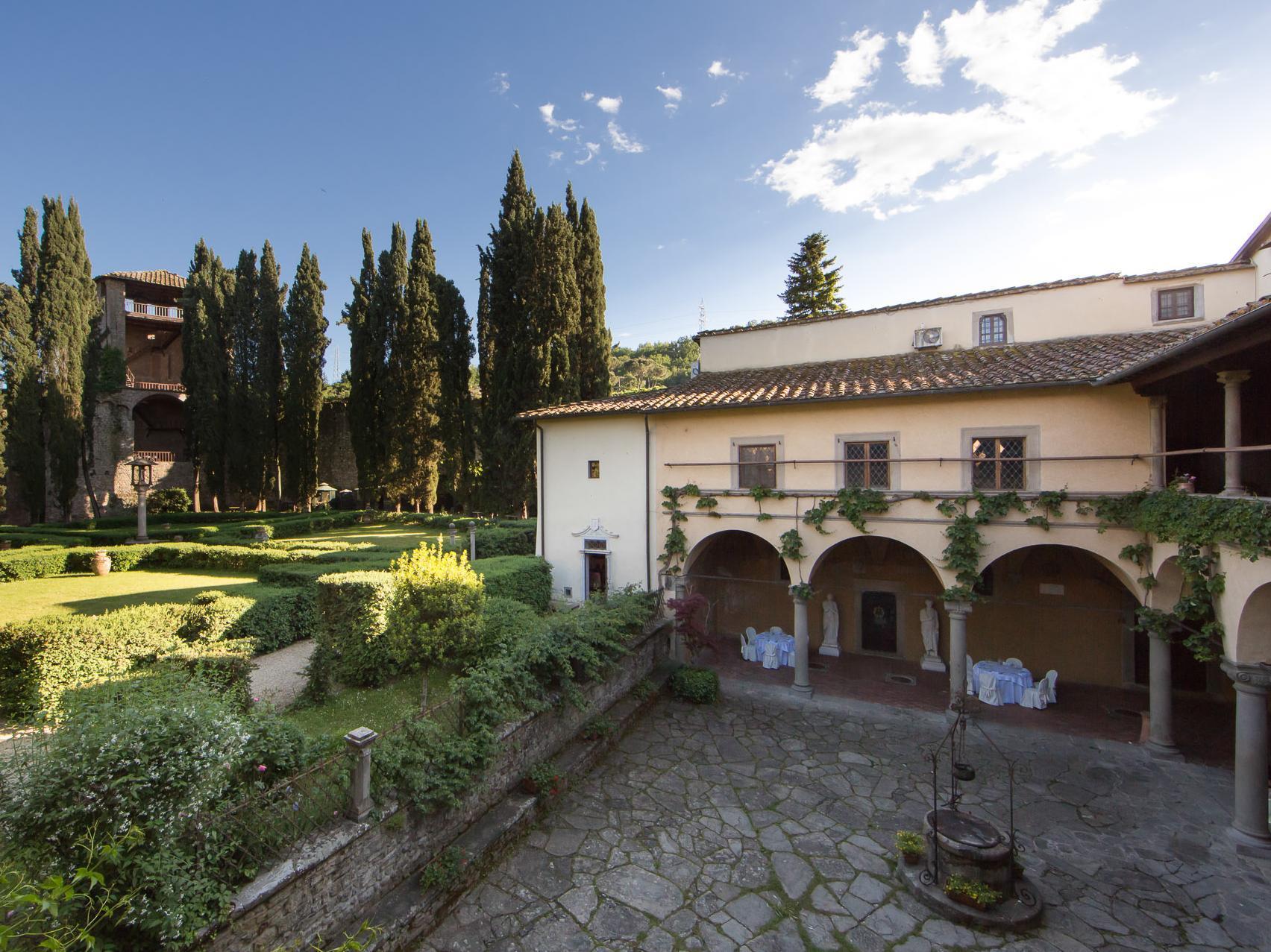 Villa Casagrande Resort E Spa Figline Valdarno Exterior photo